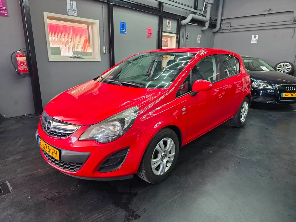 Opel Corsa (2013) — foto 1