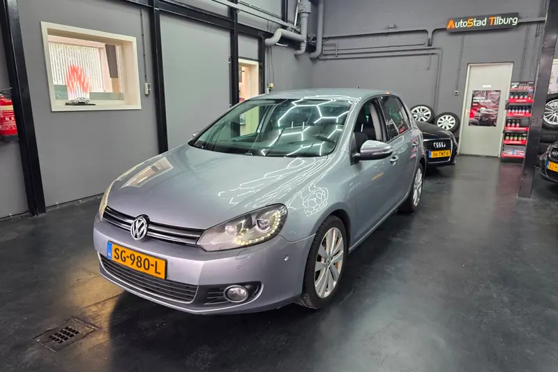 Volkswagen Golf (2010)