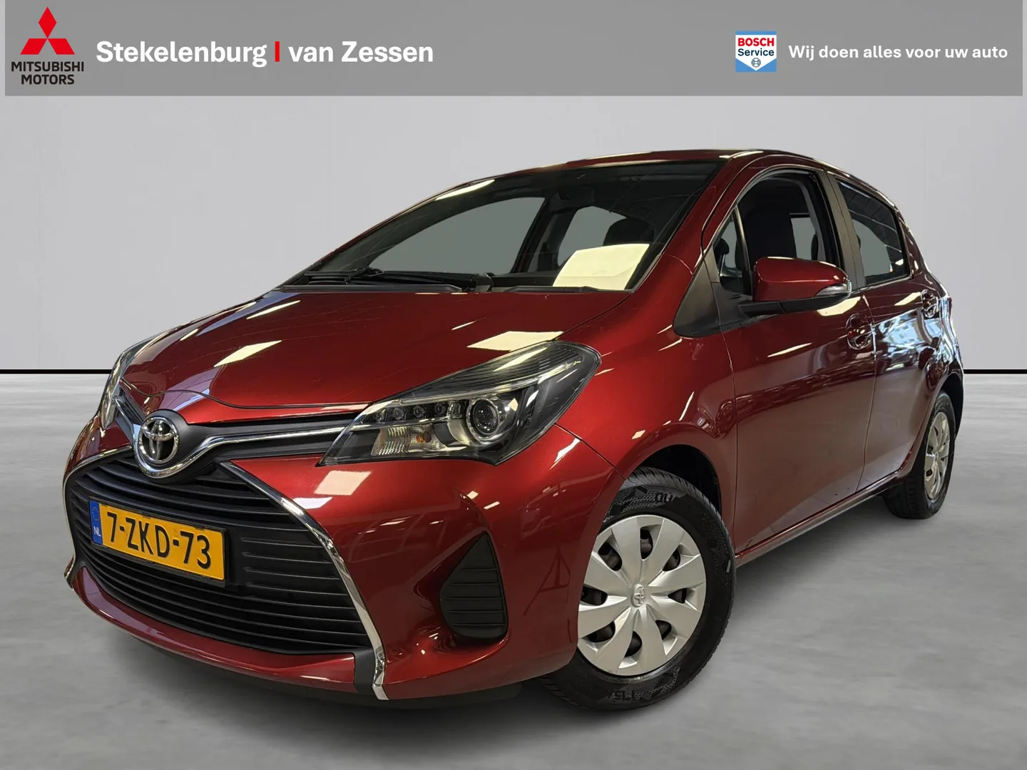 Toyota Yaris (2015) — foto 1
