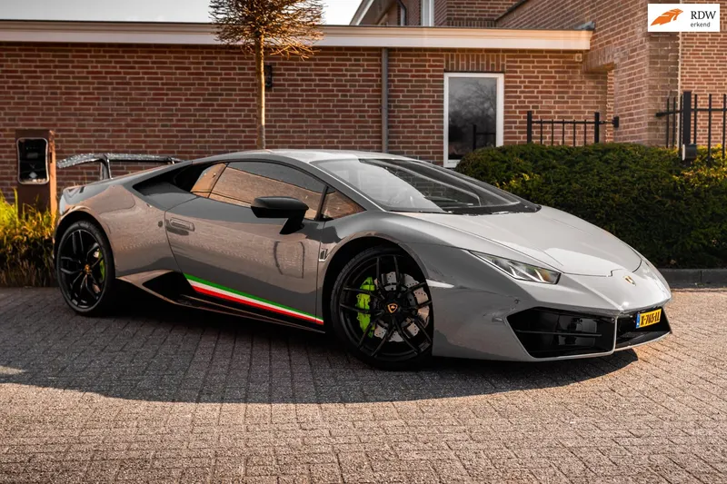 Lamborghini Huracan (2016)