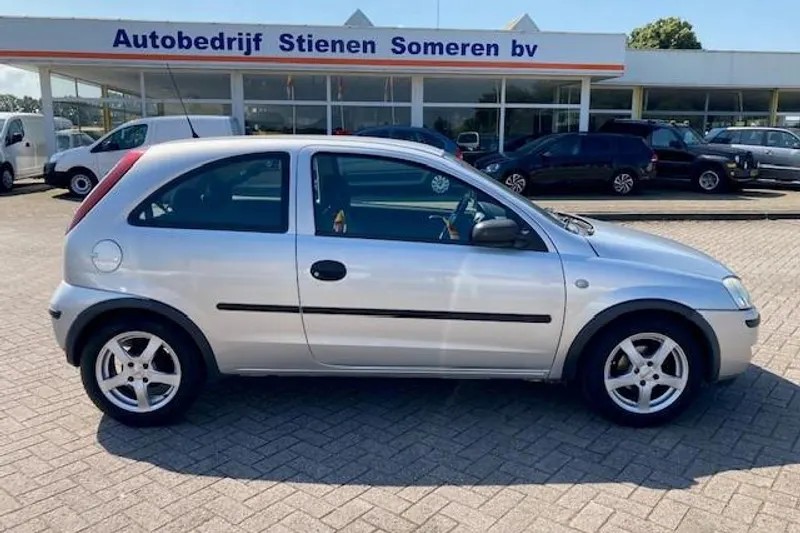 Opel Corsa (2005)