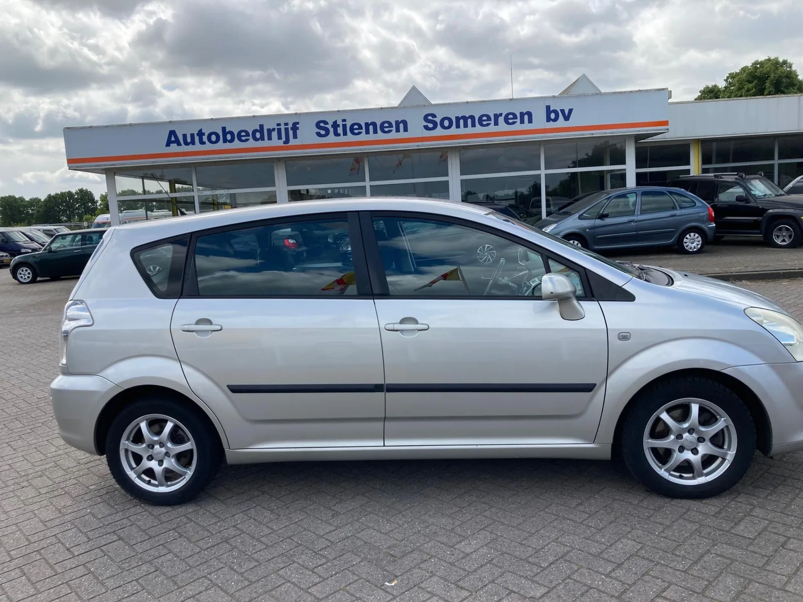 Toyota Verso (2006) — foto 1