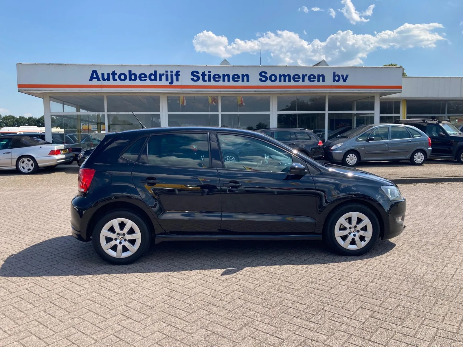 Volkswagen Polo (2011) — foto 1