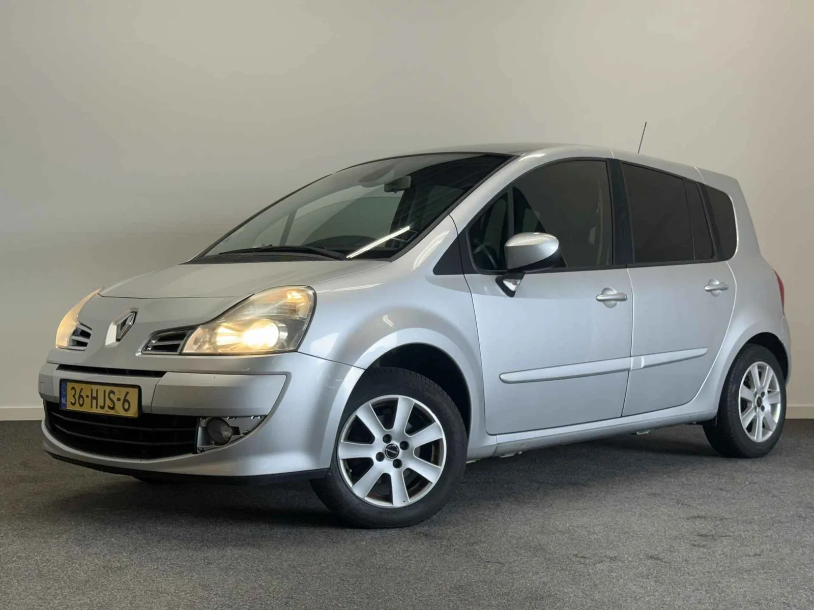 Renault Grand Modus (2008) — foto 1