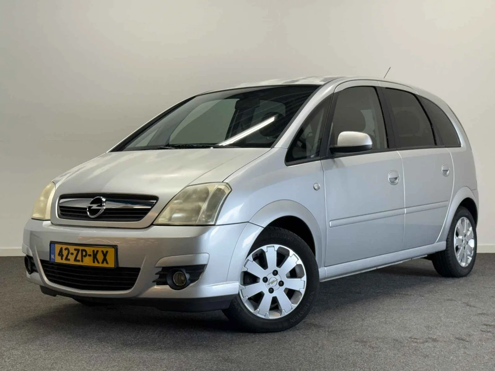 Opel Meriva (2008) — foto 1