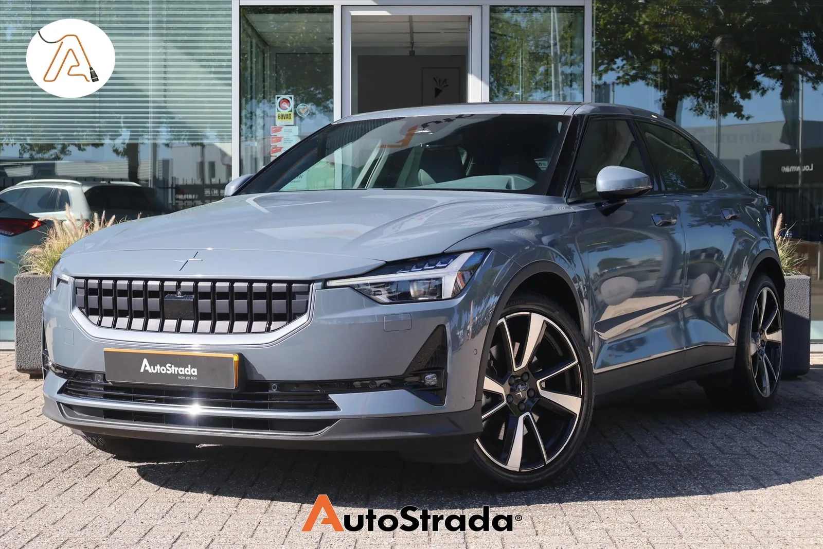 Polestar 2 (2021) — foto 1