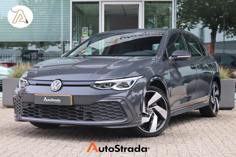 Volkswagen Golf (2021)
