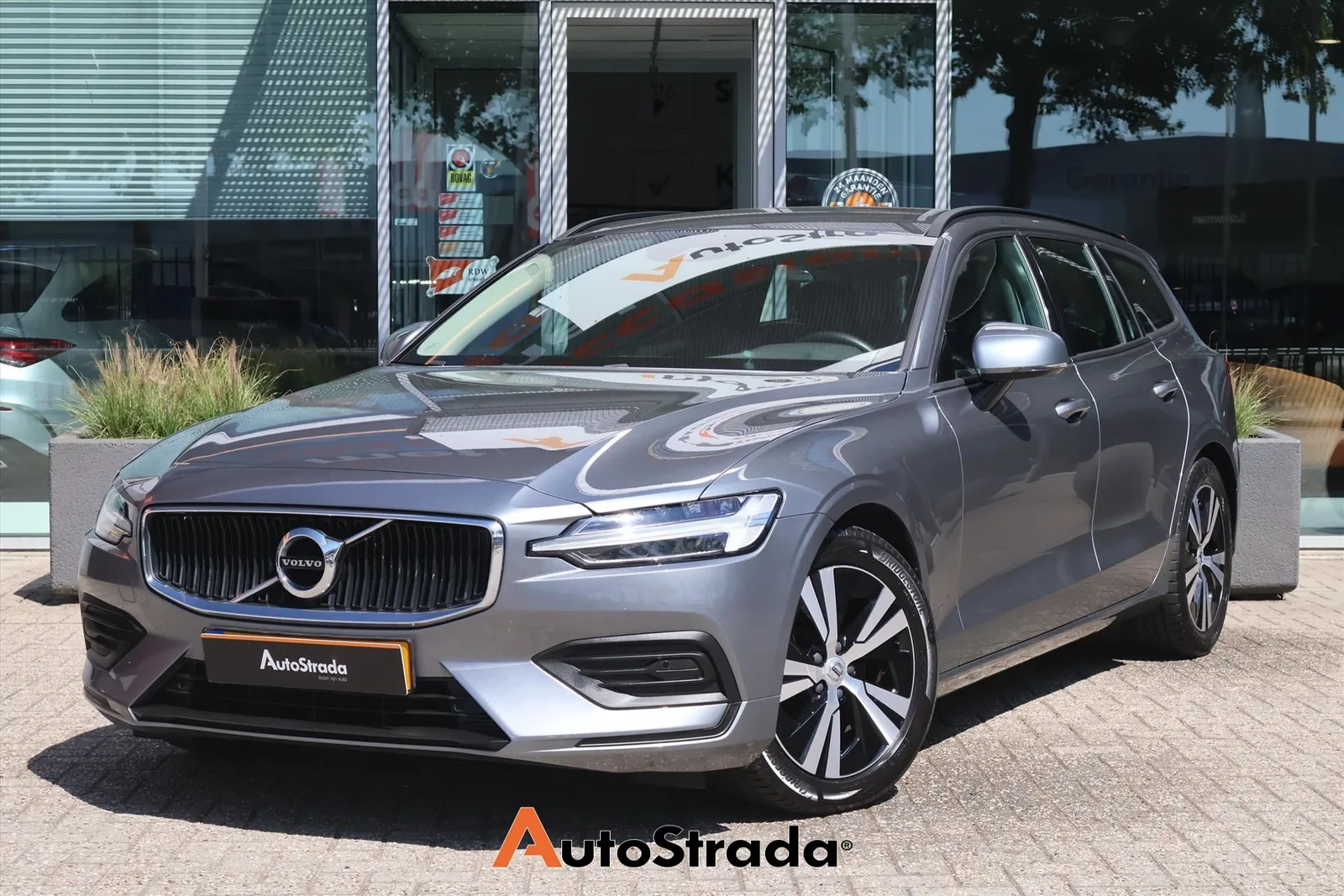 Volvo V60 (2021) — foto 1