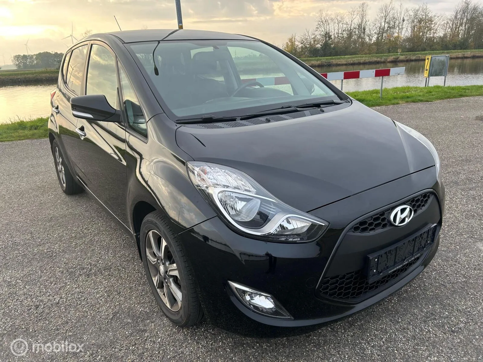 Hyundai ix20 (2017) — foto 1