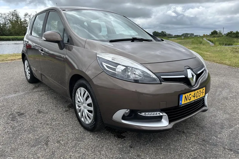 Renault Scénic (2013)