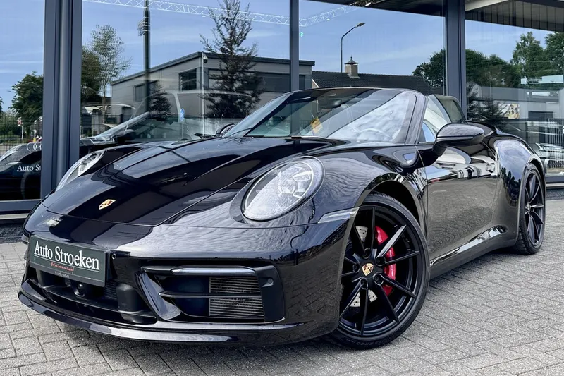 Porsche 911 (2020)