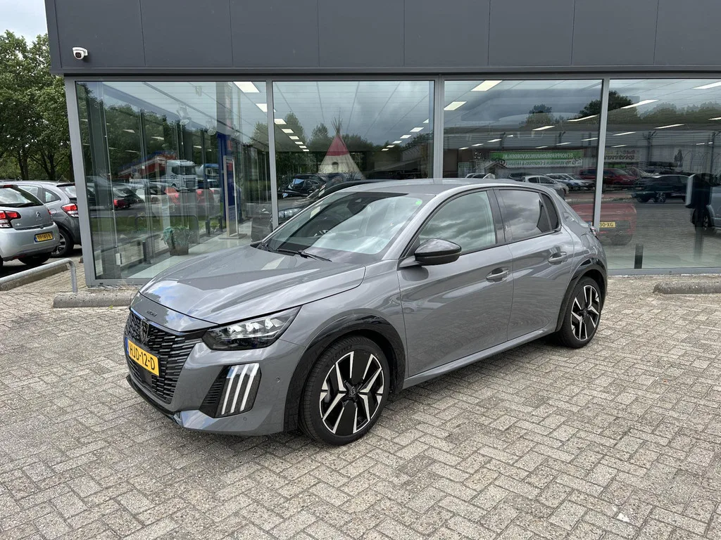 Peugeot 208 (2025) — foto 1
