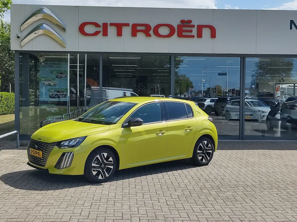 Peugeot 208 (2024) — foto 1