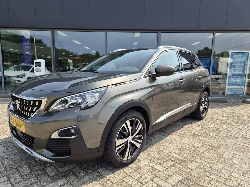 Peugeot 3008 (2017) — foto 1