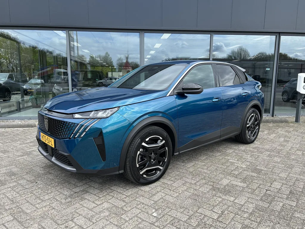 Peugeot e-3008 (2025) — foto 1