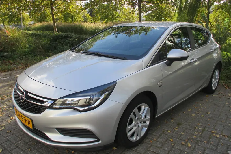 Opel Astra (2019)