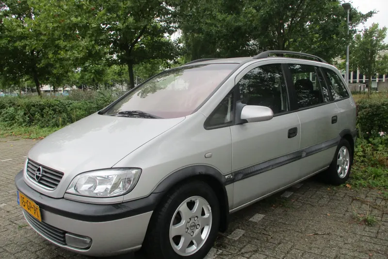Opel Zafira (2001)