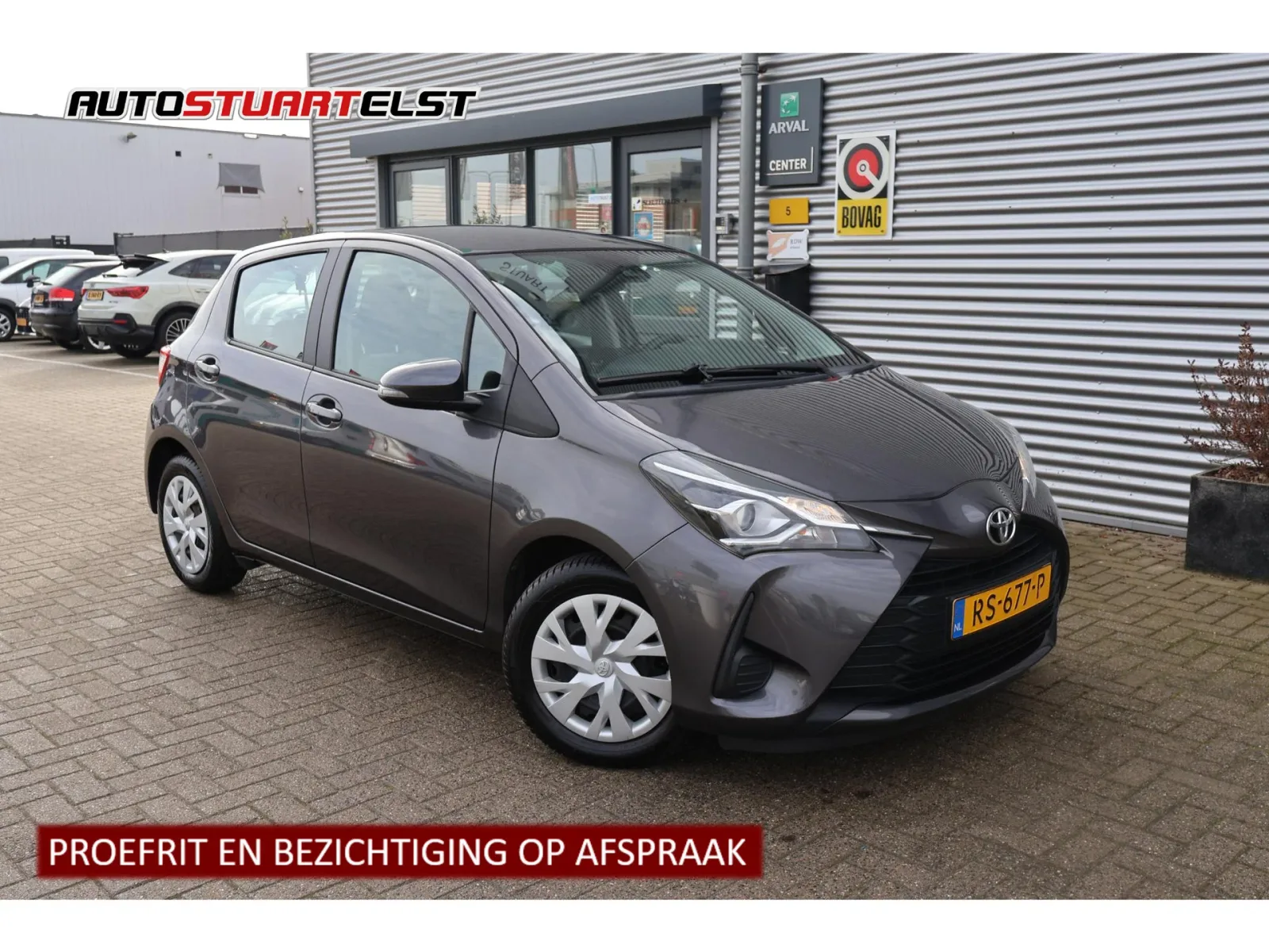 Toyota Yaris (2018) — foto 1