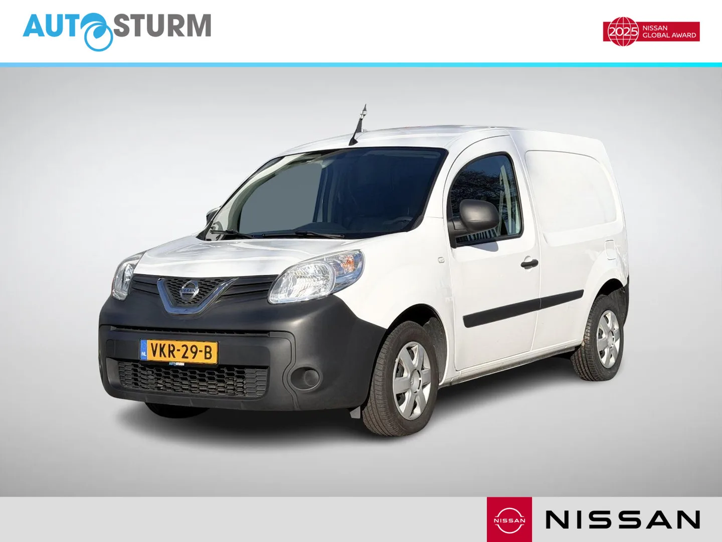 Nissan NV250 (2021) — foto 1