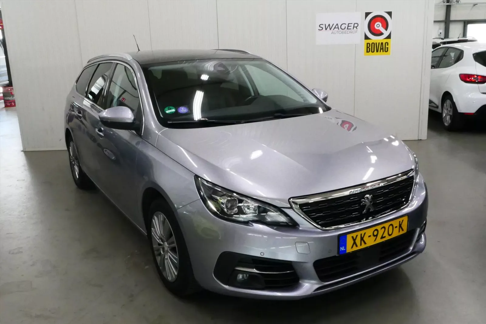 Peugeot 308 (2019) — foto 1