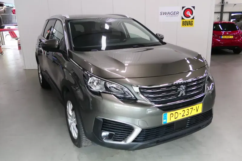 Peugeot 5008 (2017)