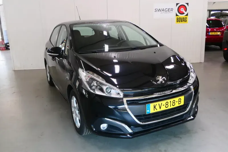 Peugeot 208 (2016)