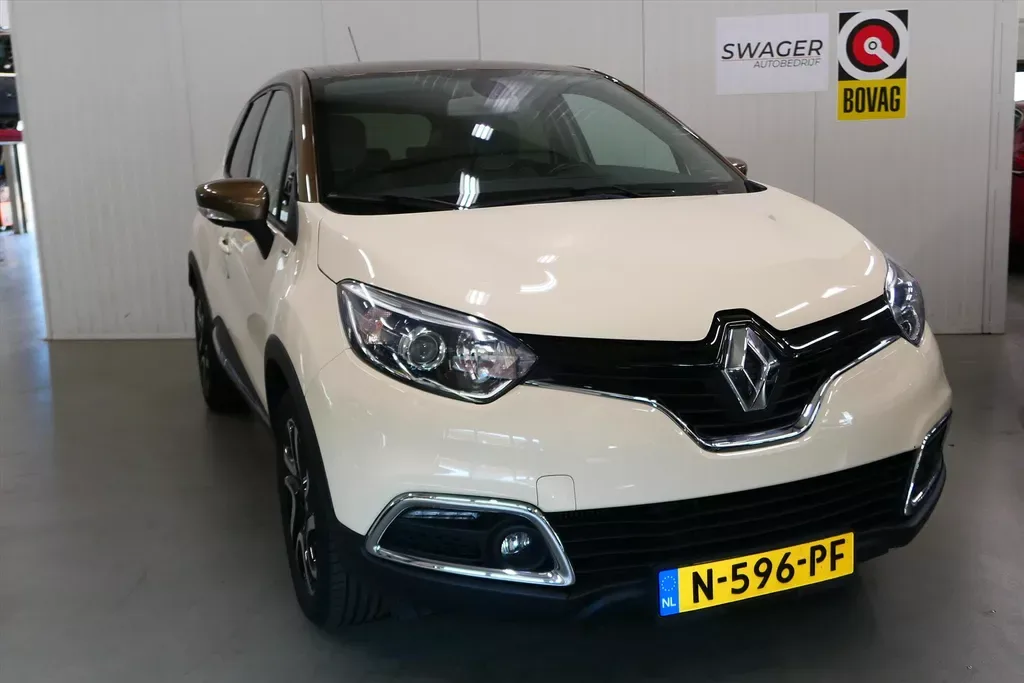 Renault Captur (2016) — foto 1