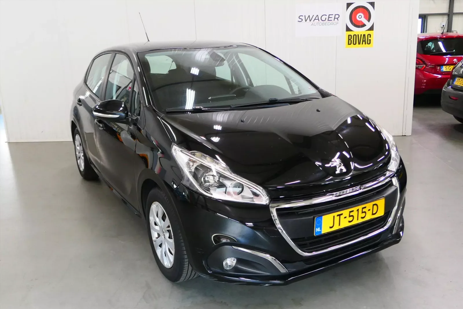 Peugeot 208 (2016) — foto 1