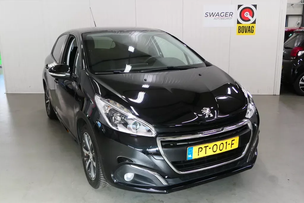 Peugeot 208 (2017) — foto 1