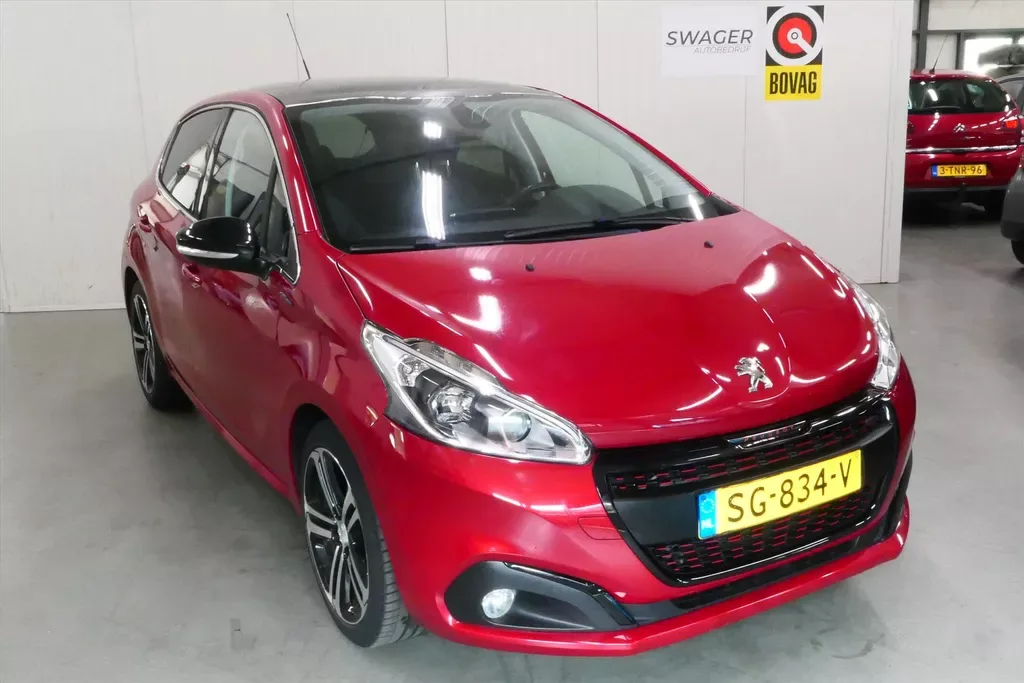 Peugeot 208 (2018) — foto 1