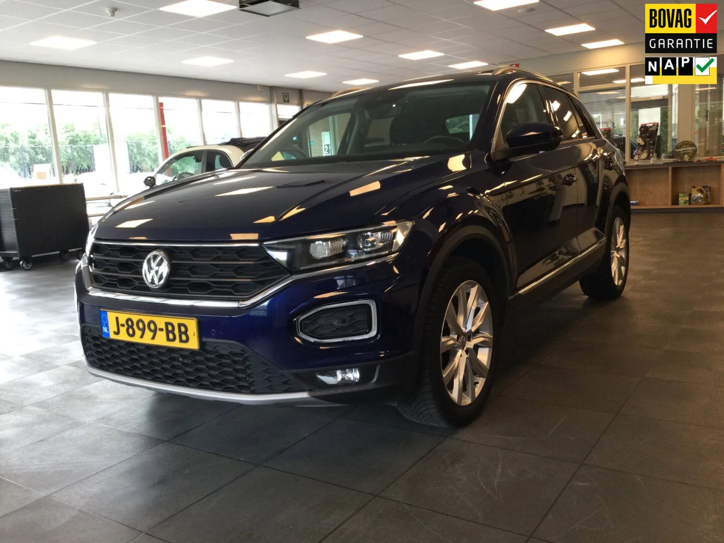 Volkswagen T-Roc (2020) — foto 1