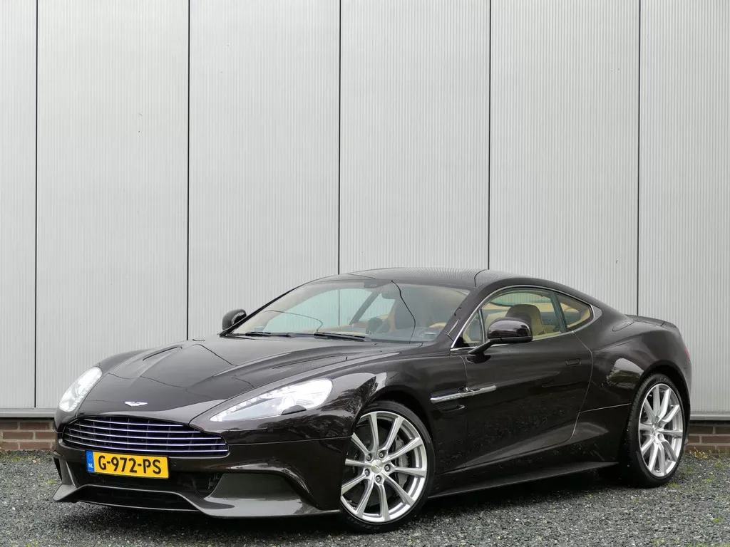 Aston Martin Vanquish (2013) — foto 1