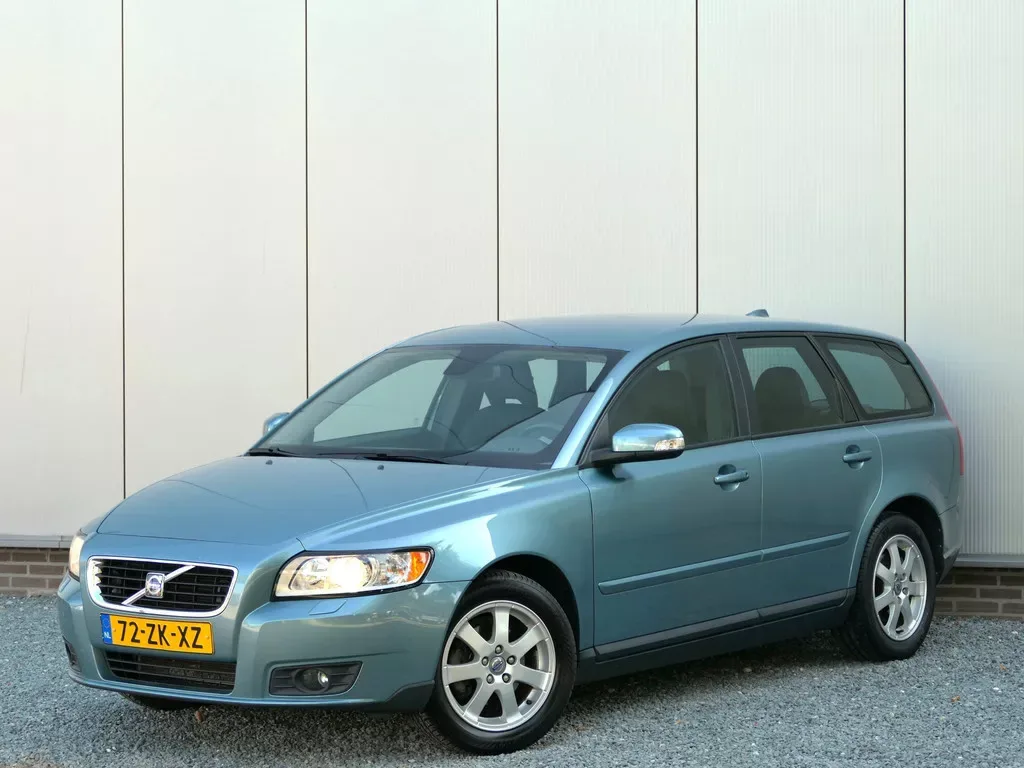 Volvo V50 (2008) — foto 1