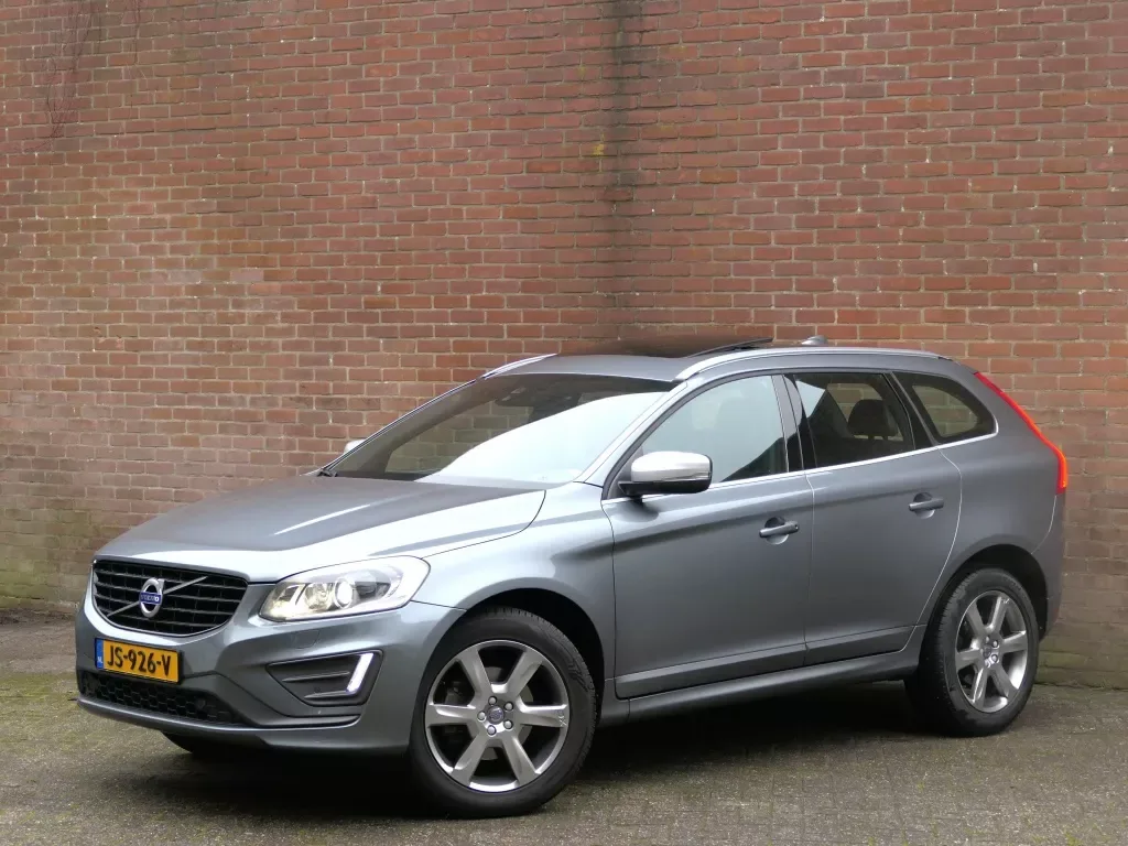 Volvo XC60 (2016) — foto 1