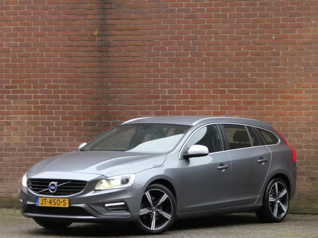 Volvo V60 (2016) — foto 1