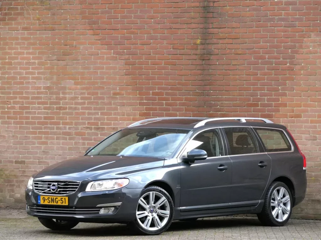Volvo V70 (2013) — foto 1