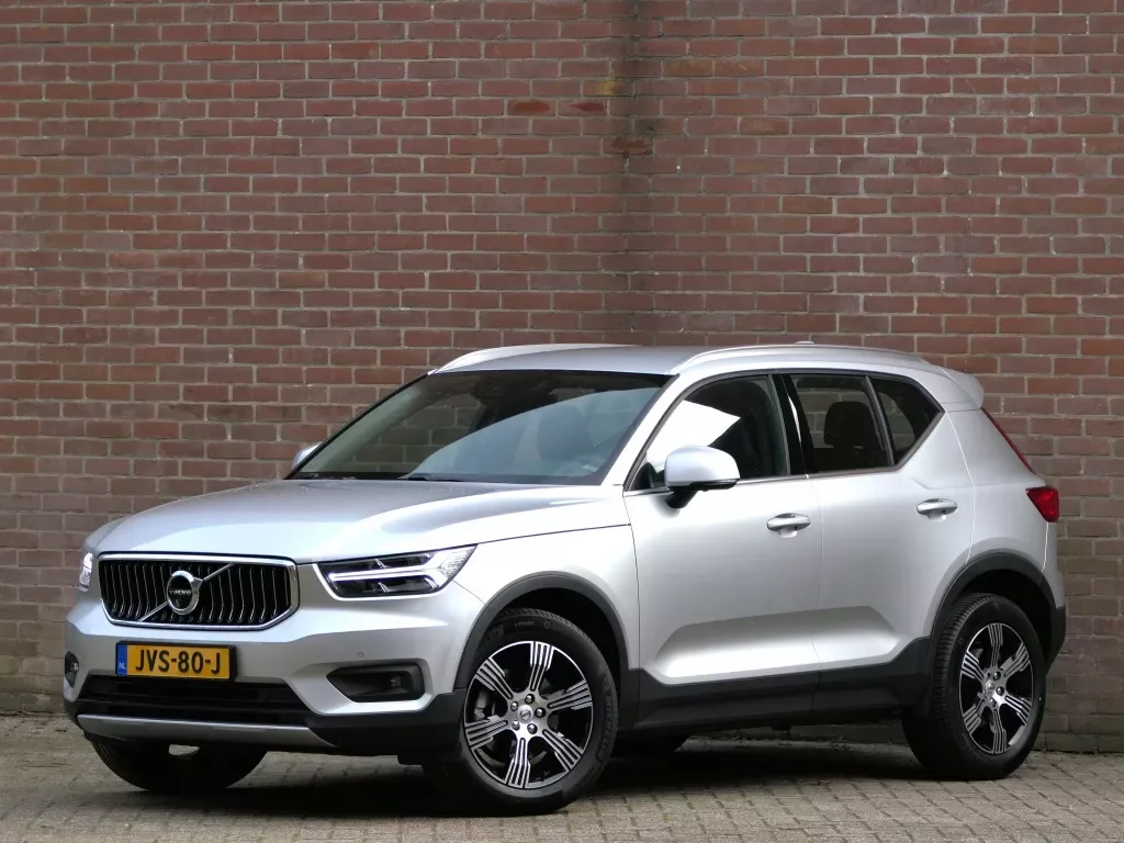 Volvo XC40 (2018) — foto 1