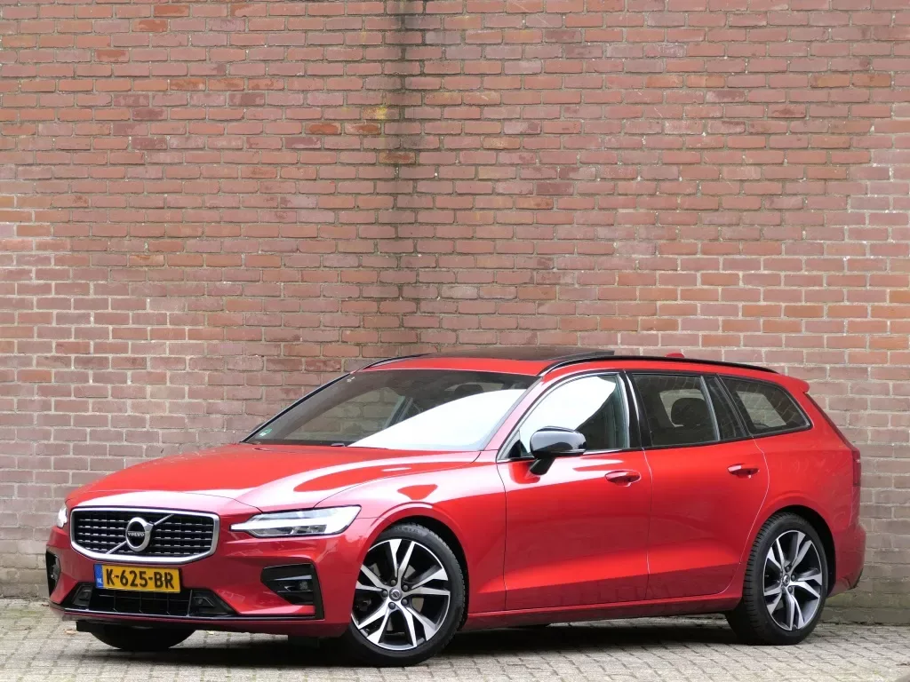 Volvo V60 (2020) — foto 1