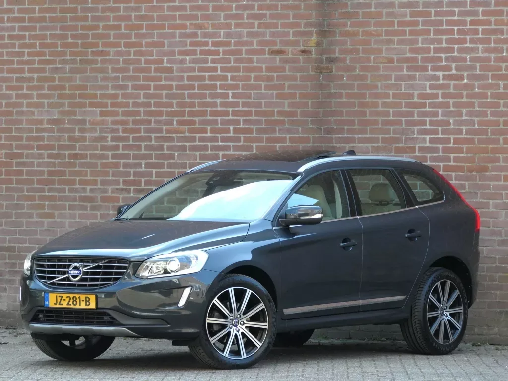 Volvo XC60 (2016) — foto 1