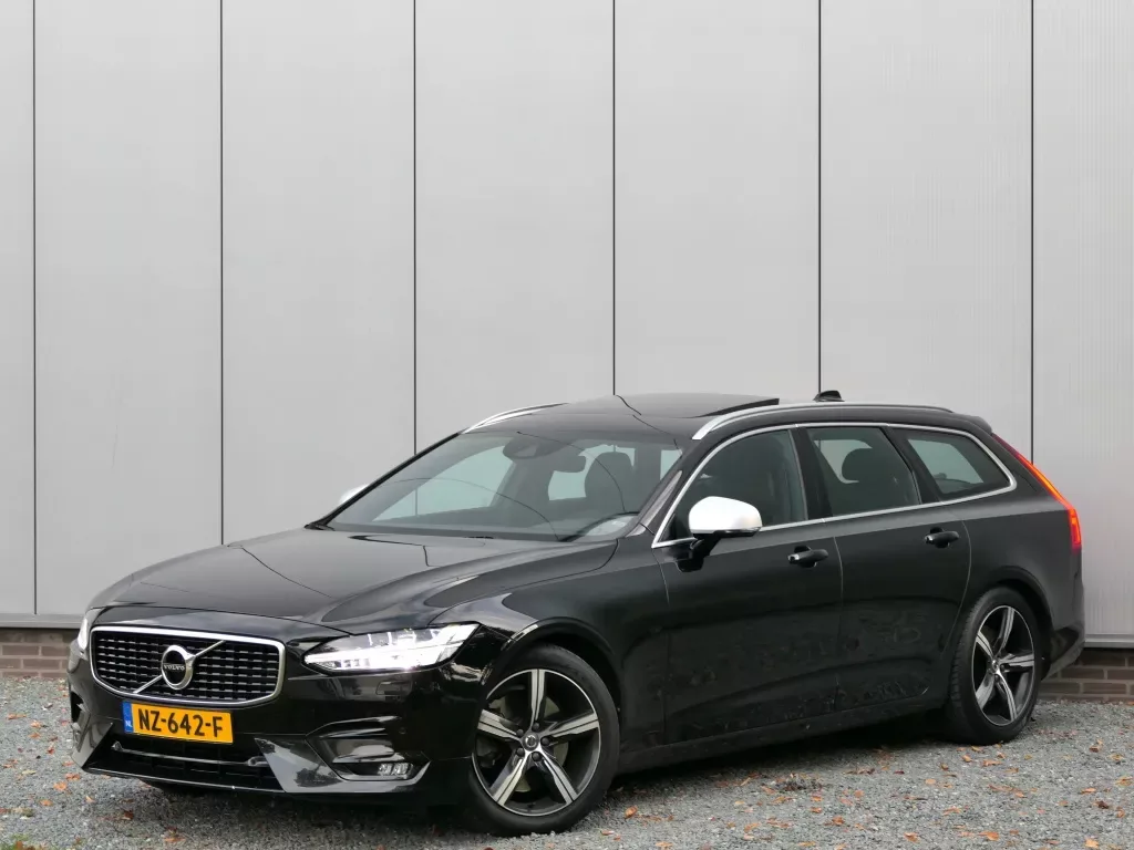 Volvo V90 (2017) — foto 1