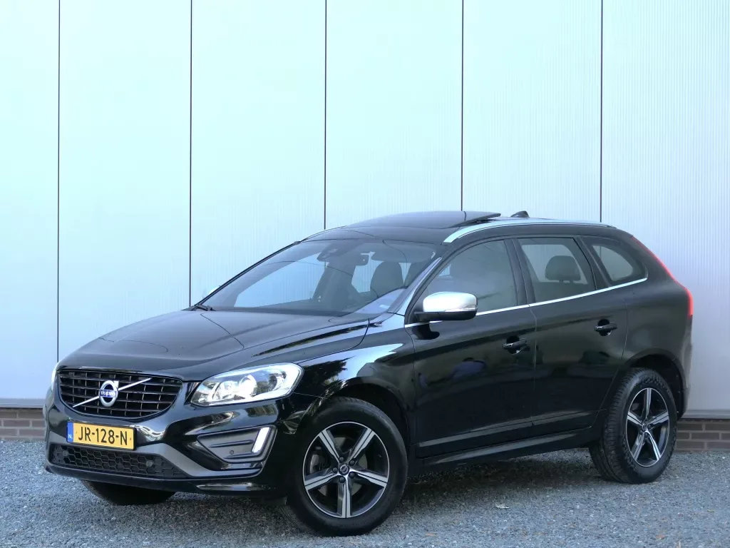 Volvo XC60 (2016) — foto 1