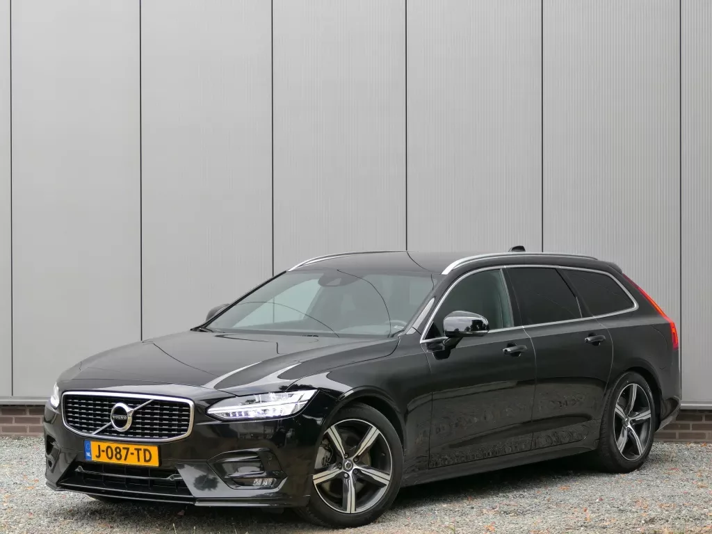 Volvo V90 (2020) — foto 1