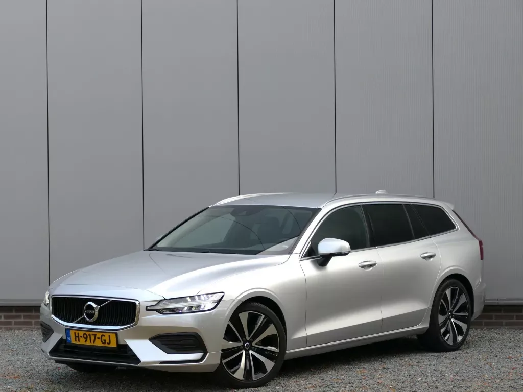 Volvo V60 (2020) — foto 1