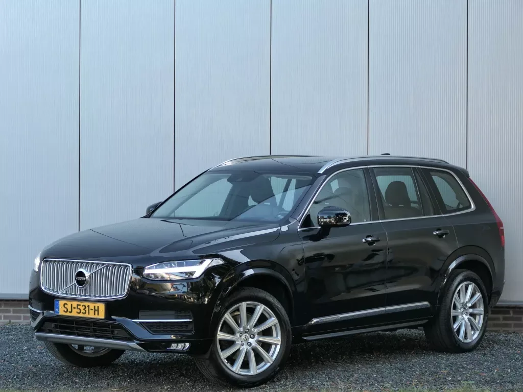 Volvo XC90 (2018) — foto 1