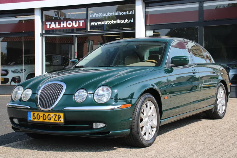 Jaguar S-Type (1999)
