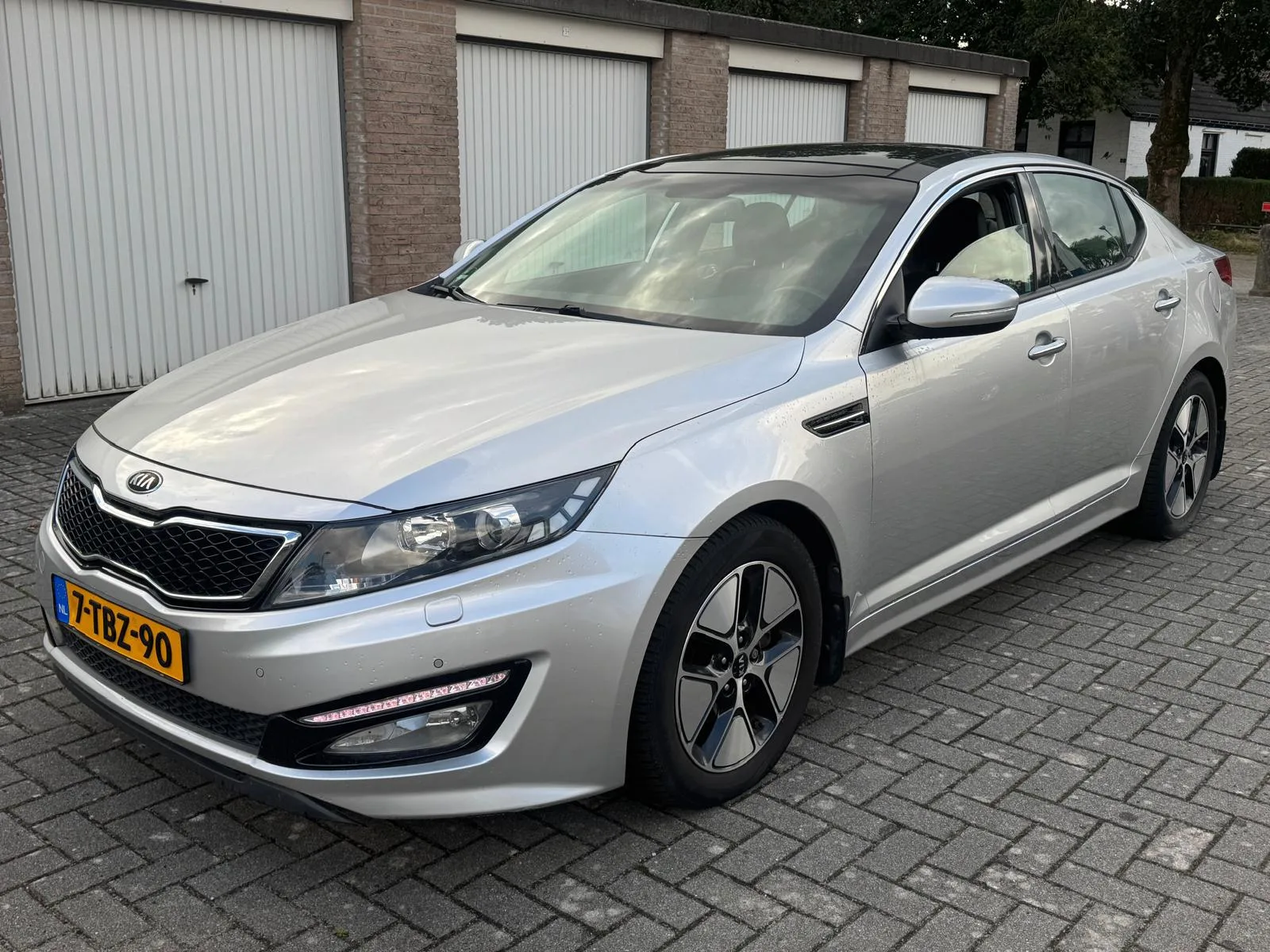 Kia Optima (2013) — foto 1