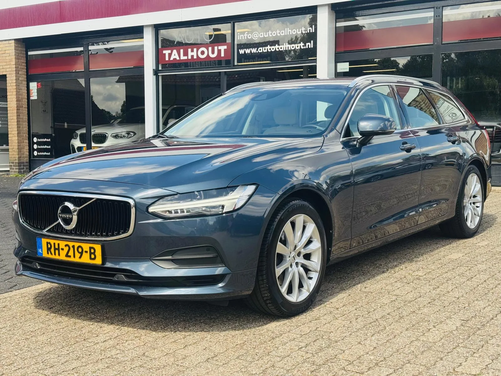 Volvo V90 (2017) — foto 1