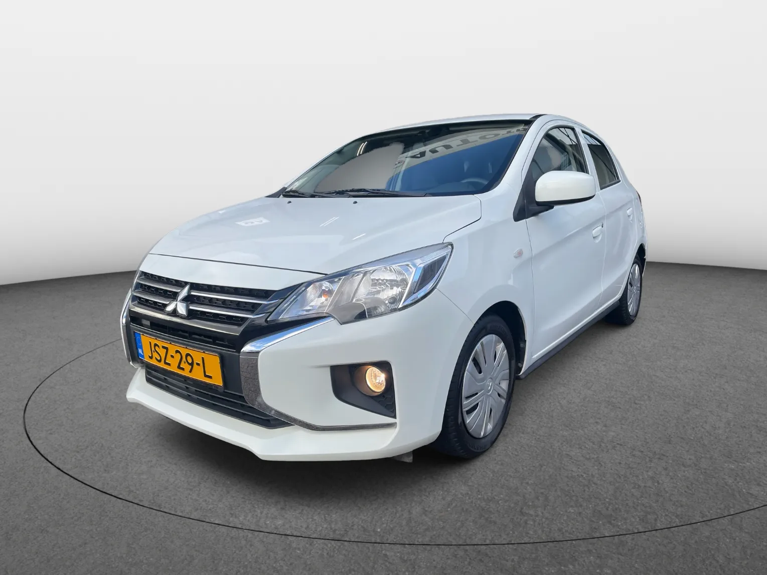 Mitsubishi Space Star (2022) — foto 1