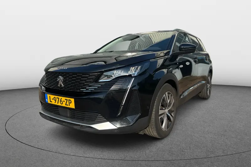 Peugeot 5008 (2021)