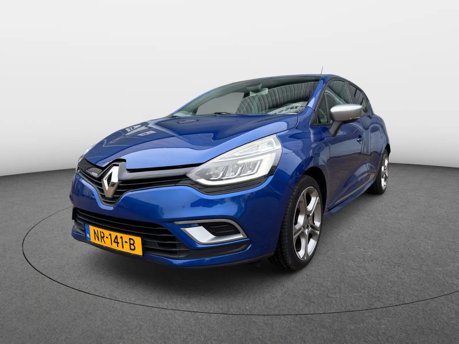 Renault Clio (2017) — foto 1